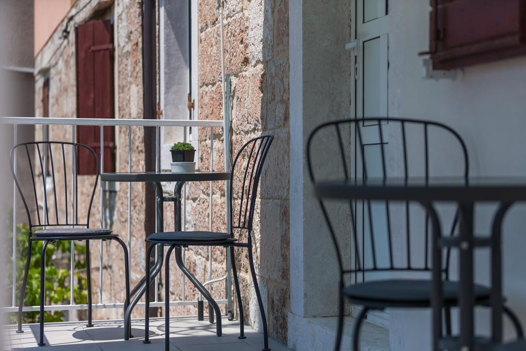 Apartments Sole Komiža Exteriör bild